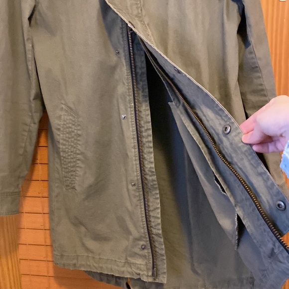 Olive Green Hooded Cotton Jacket - Picture 6 of 6